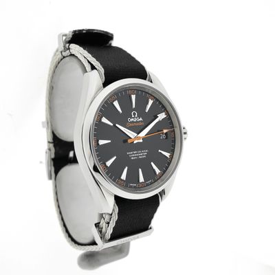 Image 2 of Omega Seamaster Aqua Terra 'Anti Magnetic' 150M 231.12.42.21.01.002; Automatic men's watch