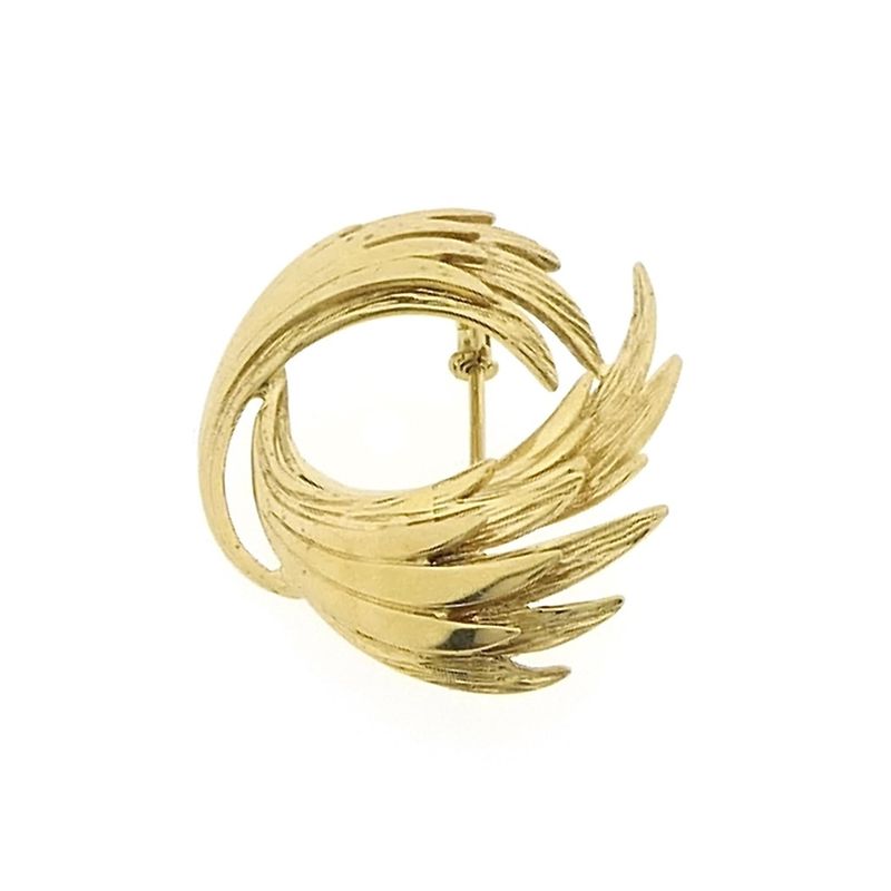 Image 9 of Golden brooch of wings