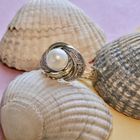 Image 7 of Two-tone gold ring with pearl and diamonds; 0.02 ct.