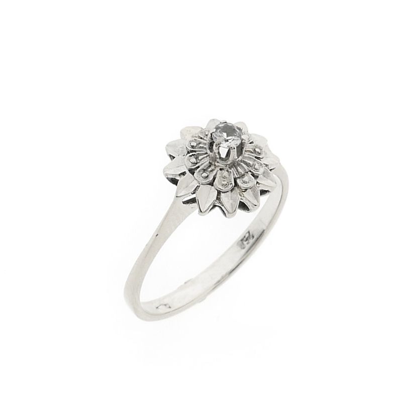 Image 1 of White gold entourage ring with zirconia