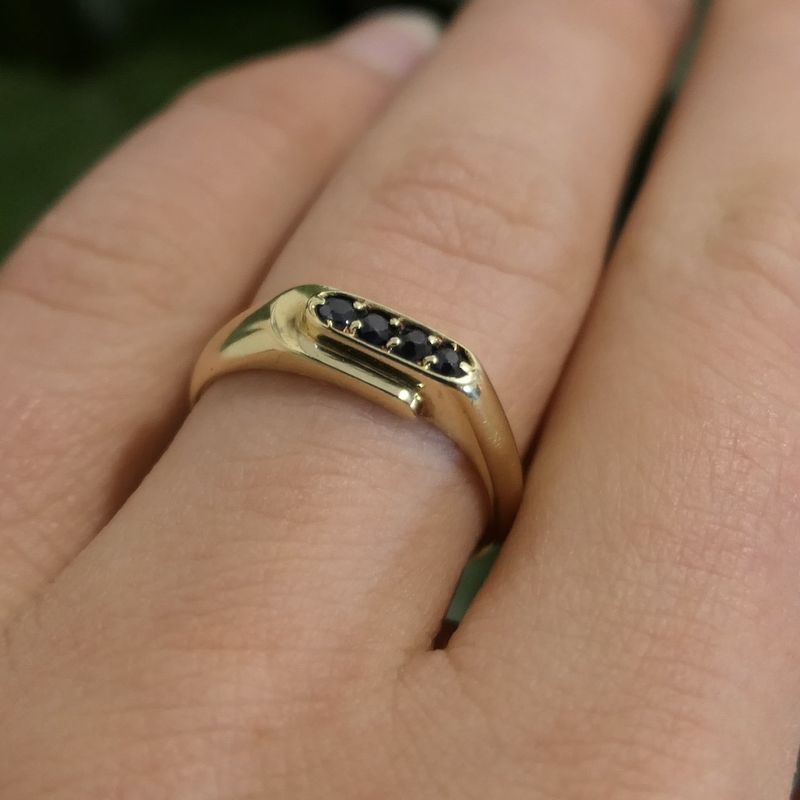 Image 10 of Gold ring with sapphire
