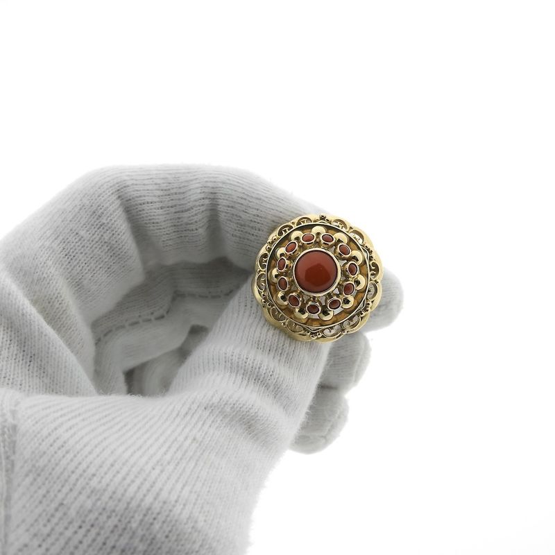 Image 5 of Antique gold brooch with red coral | Old Dutch