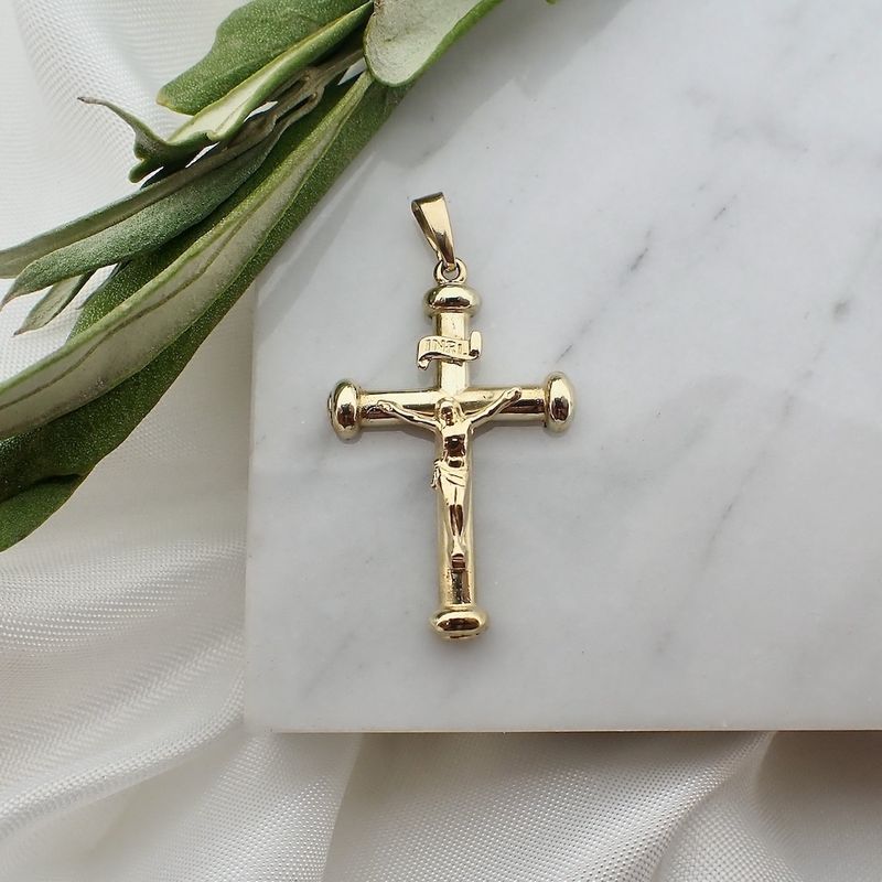 Image 2 of 8K Cross Pendant with Corpus | INRI