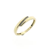 Vintage gold ring with zirconia