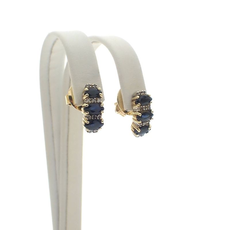 Image 3 of Bicolor gold stud earrings with sapphire and diamond | 0.20 ct.