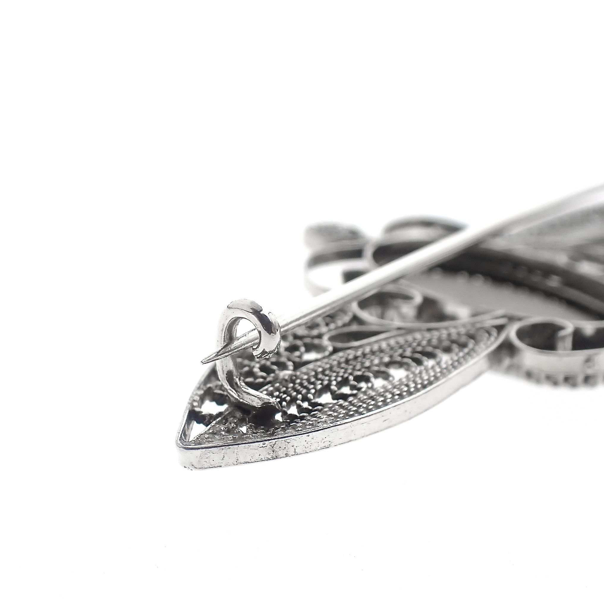 V*x様 Tah'Bah IngotSilver Cuff c.1945 Zilveren broche met Delfts blauw | Juweelwinkel.nl