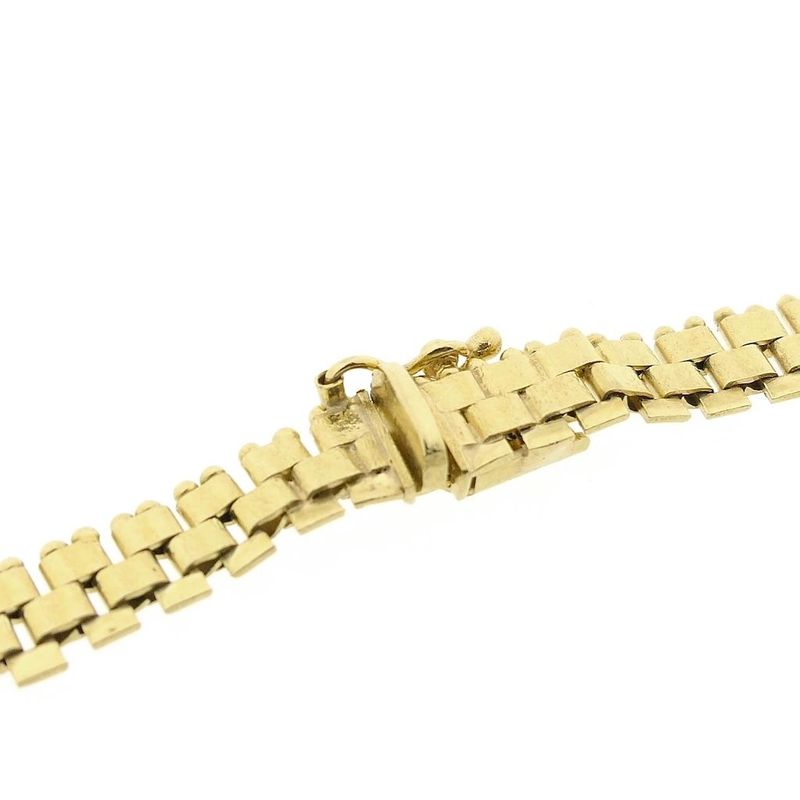 Image 4 of Gold Cleopatra necklace