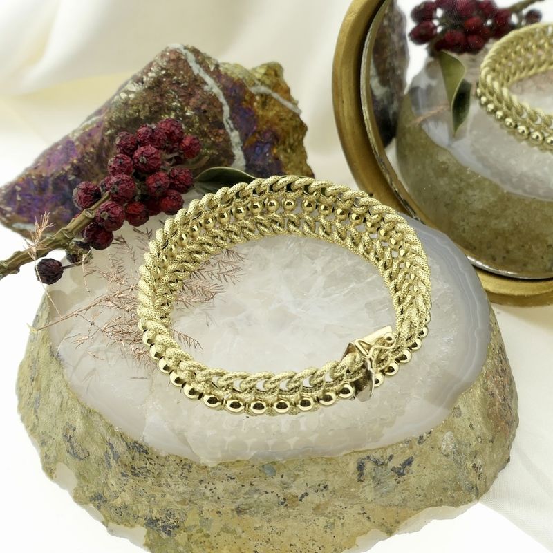 Image 2 of Golden fantasy link bracelet | 18 cm