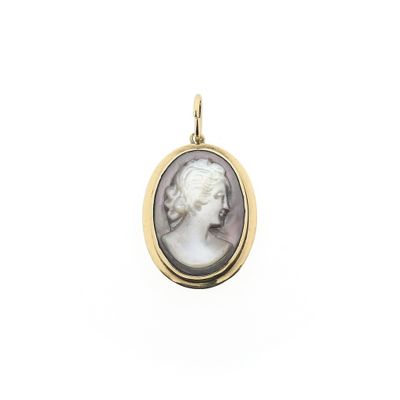 Gold cameo pendant with mother of pearl | Antique Image 1 of Gold cameo pendant with mother of pearl | Antique