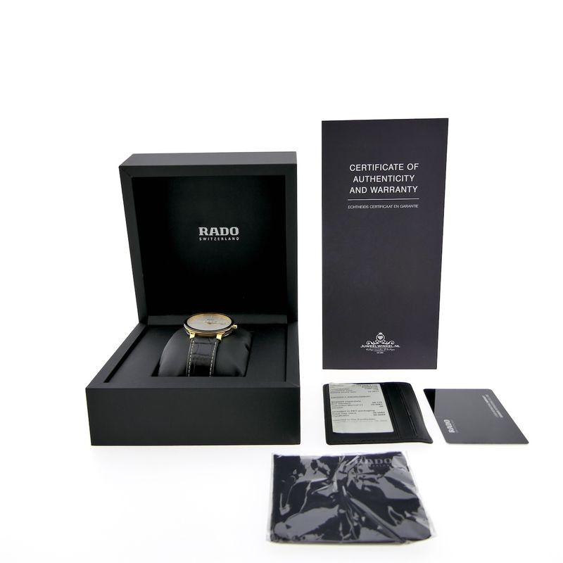 Image 4 of Rado Centrix; Men's watch in full set