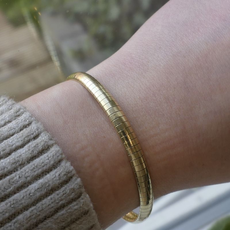 Image 10 of Gold Omega link bracelet | 18.5 cm