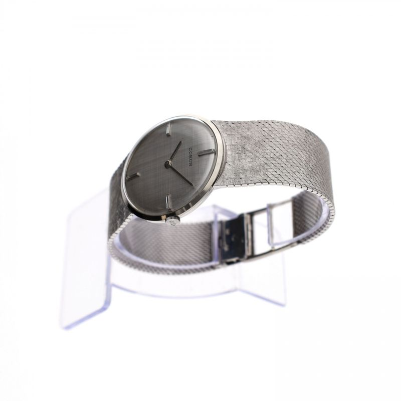 Image 3 of Corum 18ct. Ref: 8261 White Gold Men's Watch 'Linen' Dial Cal. 4200