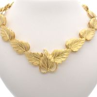 Exclusive; 18-karat vintage gold necklace; Leaf | 45 cm