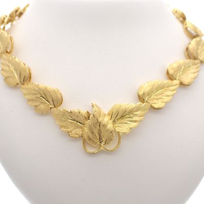 Image 1 of Exclusive; 18-karat vintage gold necklace; Leaf | 45 cm