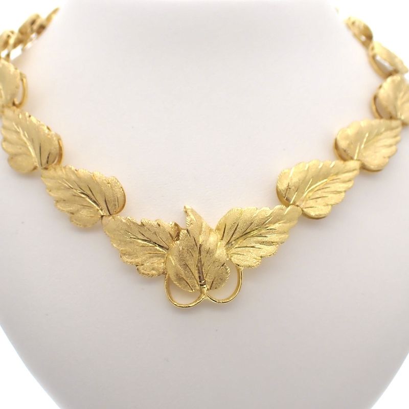 Image 1 of Exclusive; 18-karat vintage gold necklace; Leaf | 45 cm