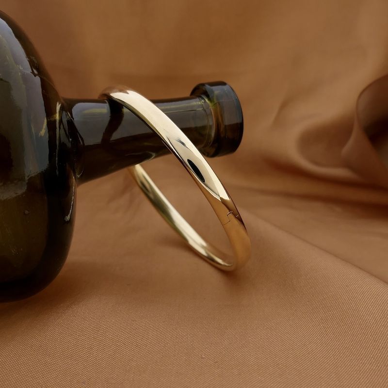 Image 2 of Gold slave bracelet | Ø 67.5 mm