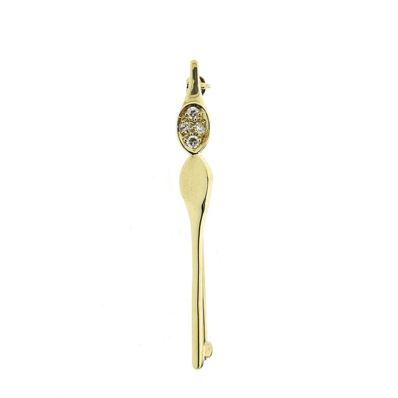 Image 1 of Gold brooch with diamonds; 0.06 ct.