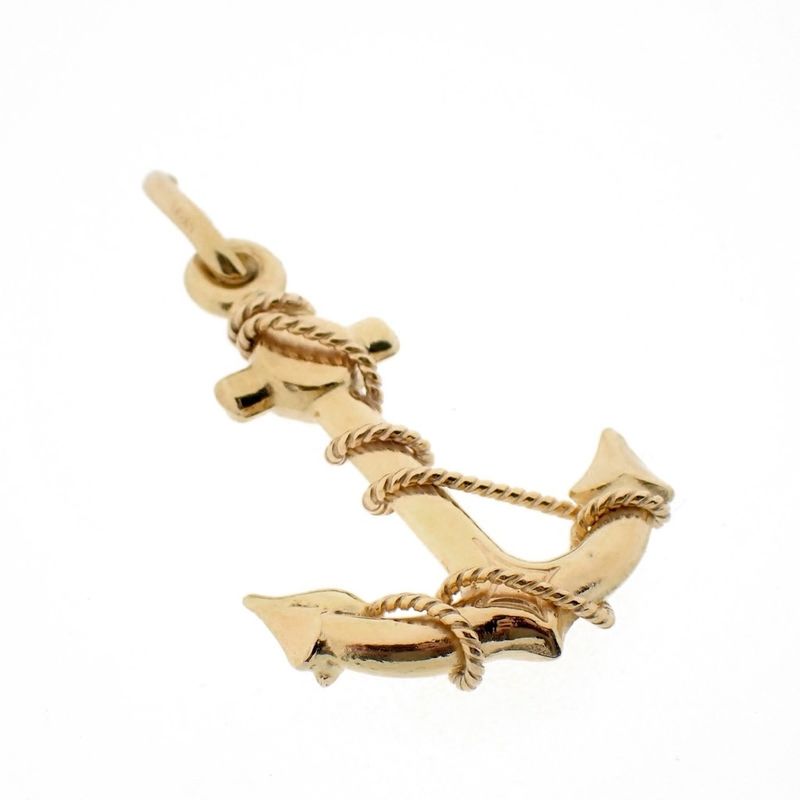 Image 3 of Gold pendant of an anchor