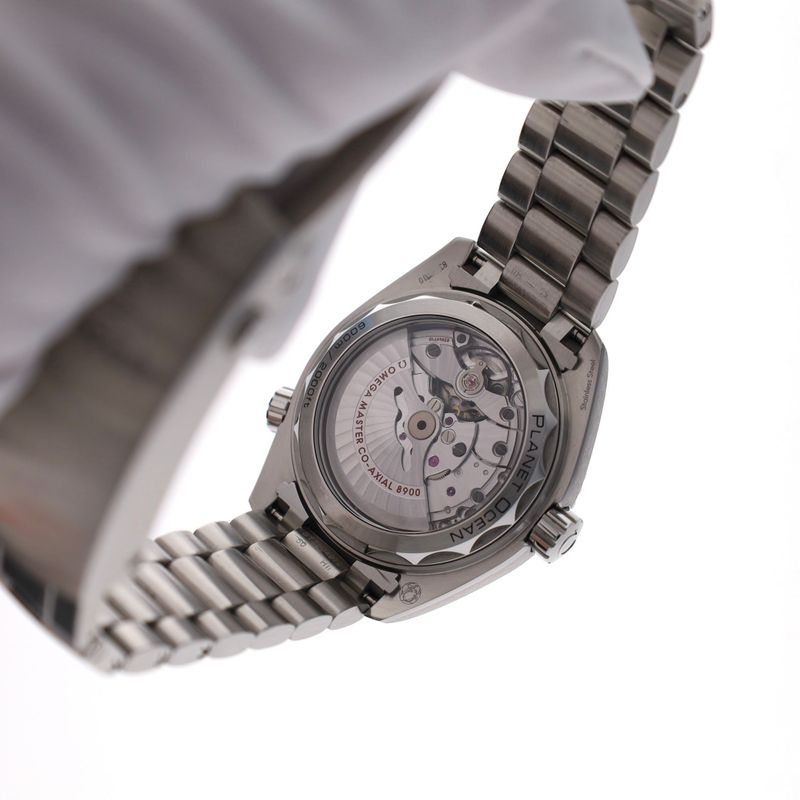 Image 15 of Omega Seamaster Planet Ocean 43.5mm 215.30.44.21.04.001; Automatic Men's Watch