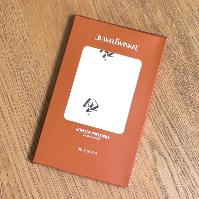 Image 18 of Jewelry polishing cloth; Extra large; for gold and silver jewelry; 30 x 36 cm