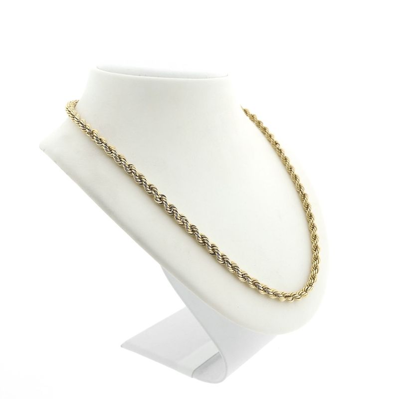 Image 3 of Gold twisted link chain
