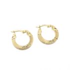 Afbeelding 5 van Gematteerd gouden oorringen met diamantslijpsel | 16.7 mm 