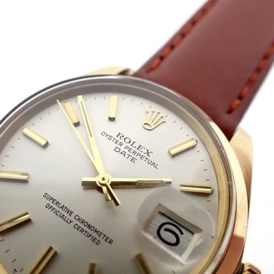 Rolex Date 1500; 18k gold watch Image 1 of Rolex Date 1500; 18k gold watch