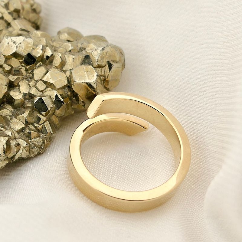 Image 2 of Gold Ring - 14 Karat