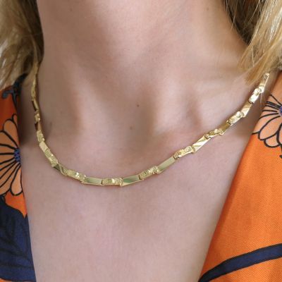 Gold raw link necklace; Riitta Hakala | 44.5 cm Image 2 of Gold raw link necklace; Riitta Hakala | 44.5 cm