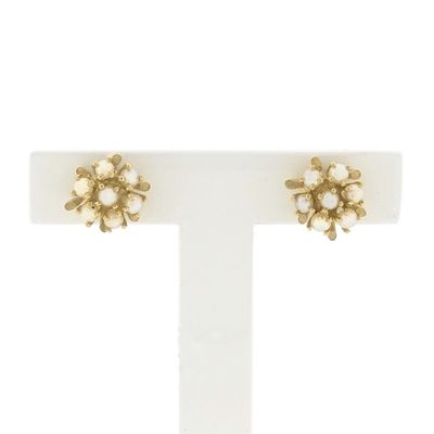 Image 1 of Gold floral stud earrings with pearl