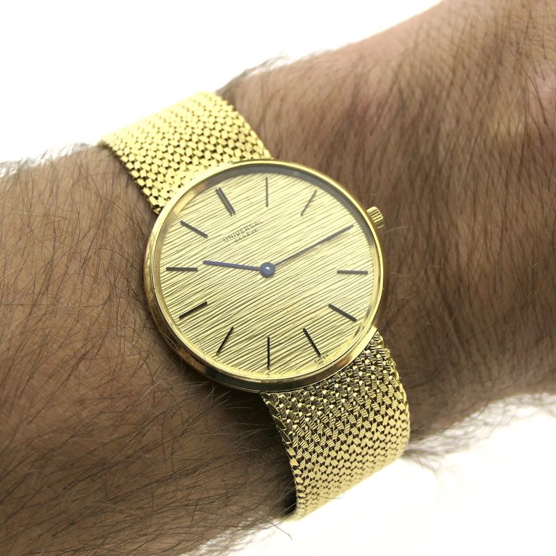 Image 33 of Universal Geneva 'Ultra Thin' 18205/11; Vintage 18k gold men's watch