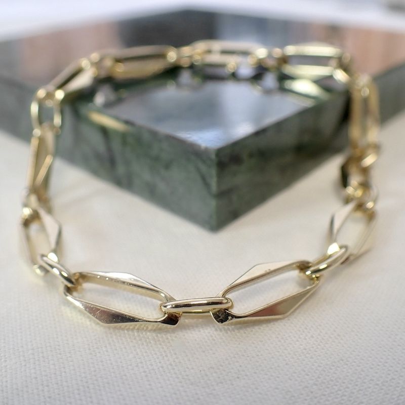 Image 4 of Gold closed forever link bracelet