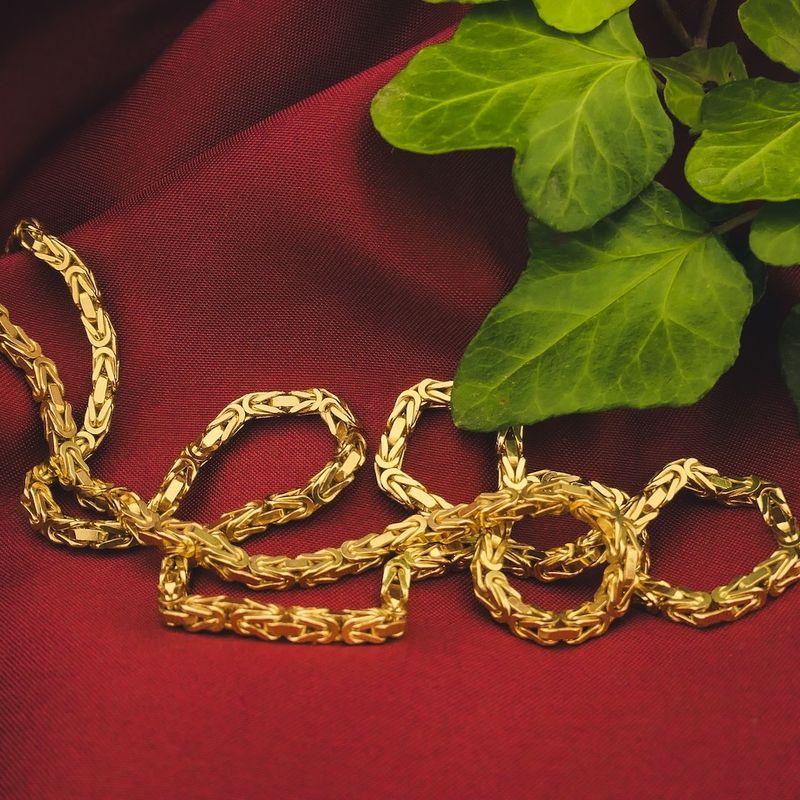 Image 2 of Gold square king chain | 61.5 cm