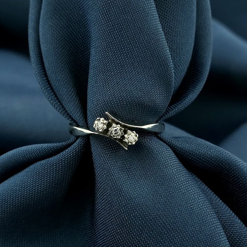 Image 2 of White gold ring with diamond | 0.03 ct.