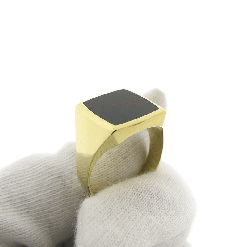 Image 3 of Gold signet ring with heliotrope