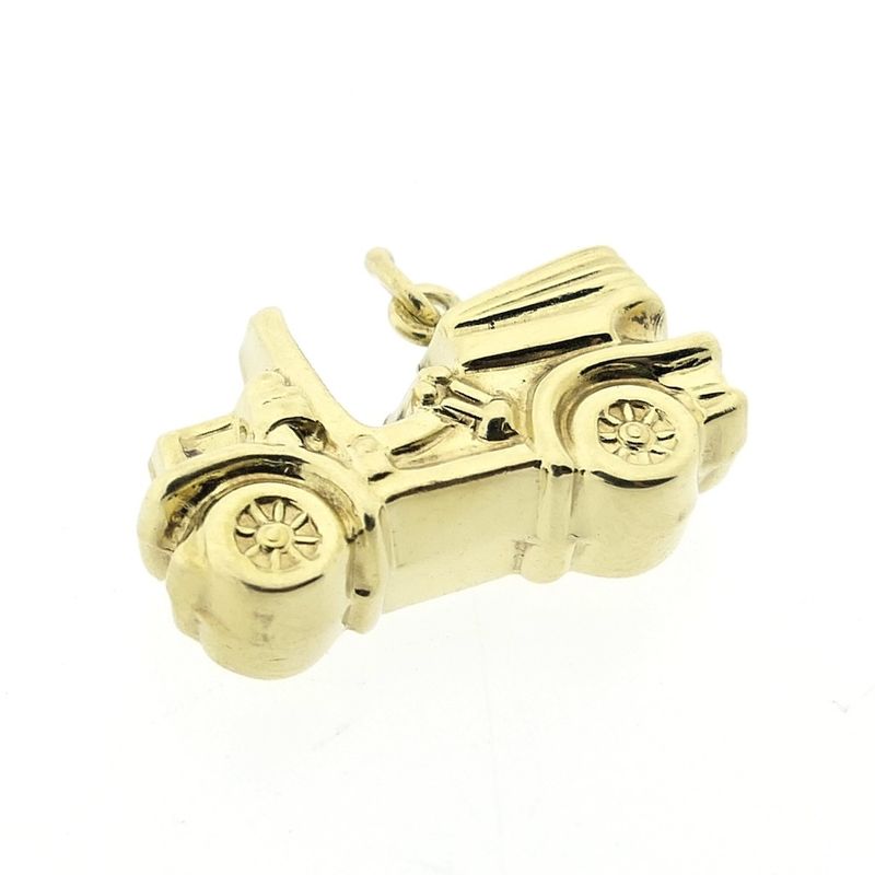 Image 4 of Gold pendant of a vintage car