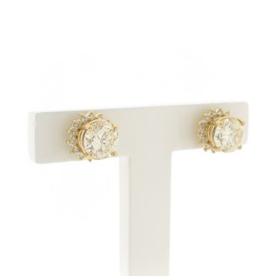 Image 2 of Exclusive gold earrings with diamonds; 2.90 ct.
