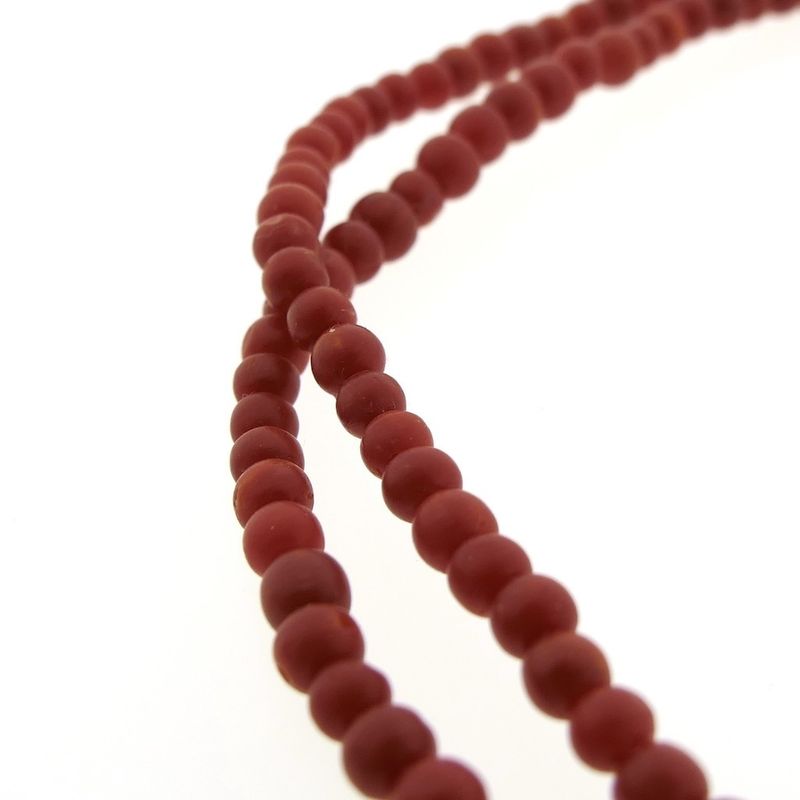 Image 5 of Blood coral bead necklace with gold clasp; Antique | 37 cm