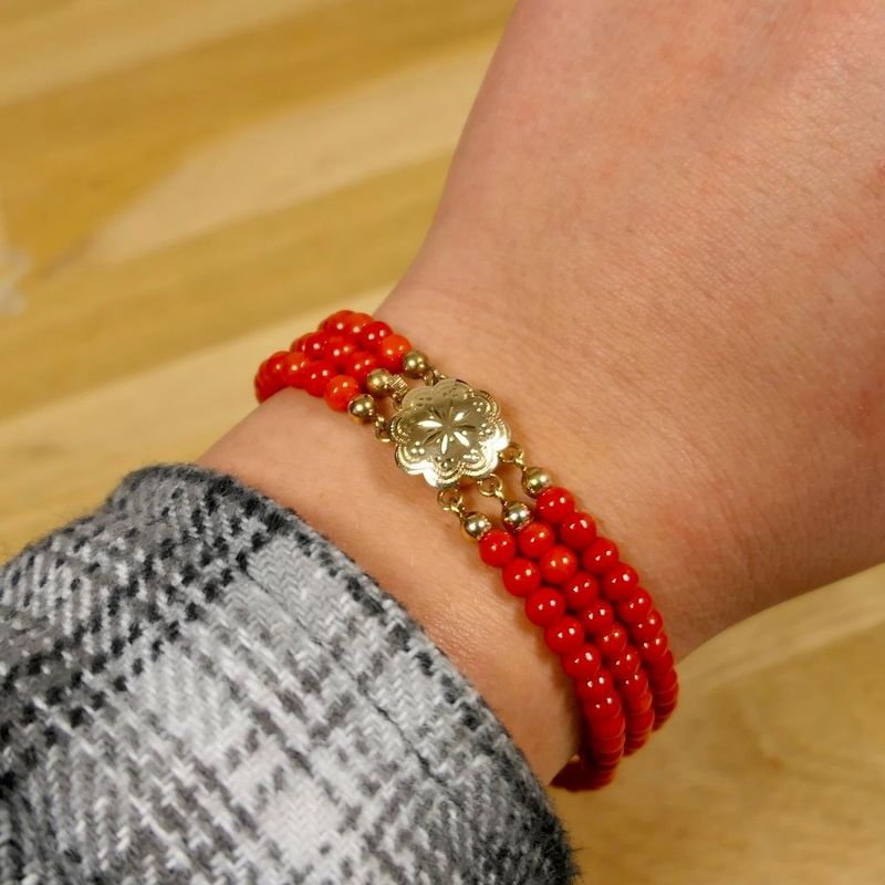 Image 10 of Antique blood coral bead bracelet with gold decorative clasp