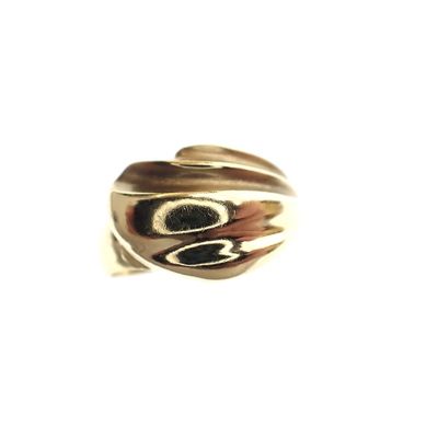Image 2 of Gold ladies ring
