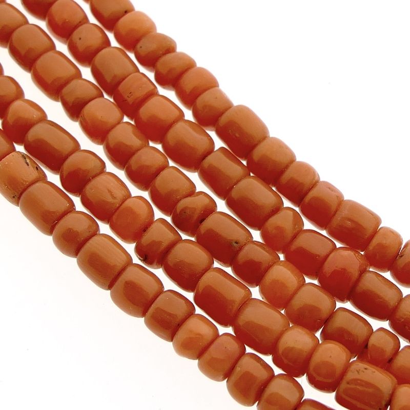 Image 5 of Red coral bead bracelet with gold clasp | 20.5 cm