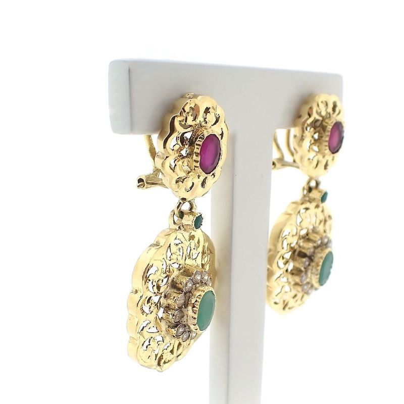 Image 3 of 18 carat gold oriental earrings with ruby ​​and emerald