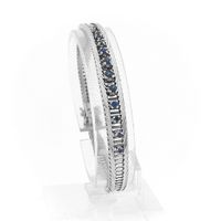 White gold link bracelet with sapphire