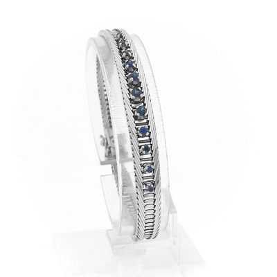Image 1 of White gold link bracelet with sapphire