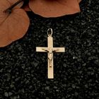 Image 11 of 9 carat rose-colored pendant of a cross with corpus