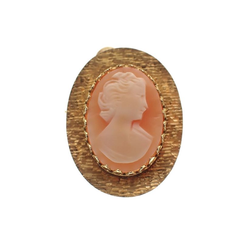 Image 1 of Vintage 18 carat gold brooch/pendant with cameo.