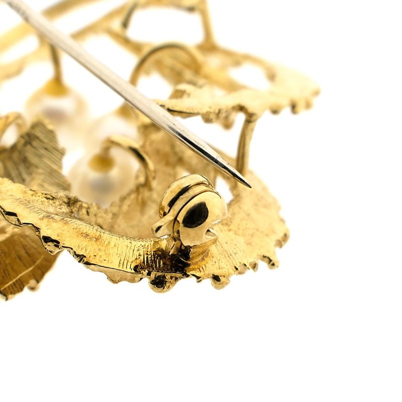 Image 5 of Gold brooch with pearl