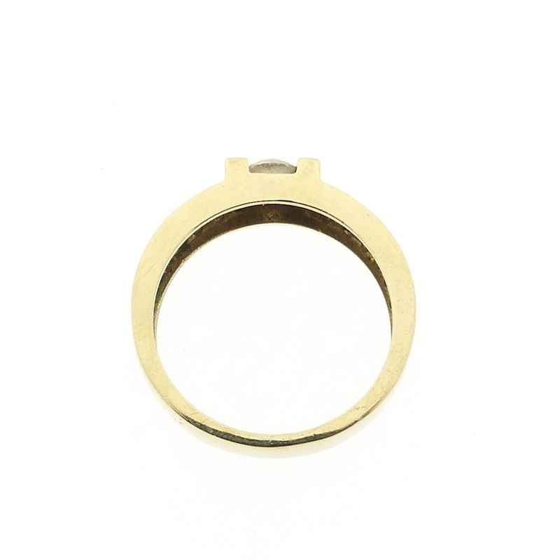 Image 5 of Gold ring with zirconia
