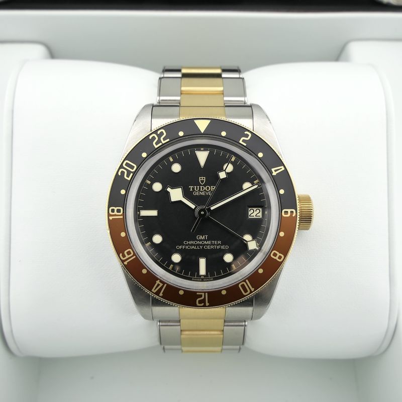 Image 16 of Tudor Black Bay 41mm GMT 'Steel & Gold' 79833MN; Automatic men's watch