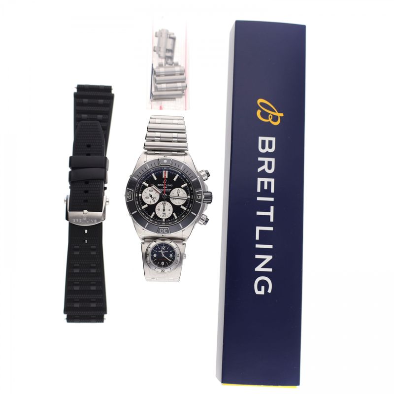 Image 14 of Breitling Super Chronomat B01 44 Chronograph Watch